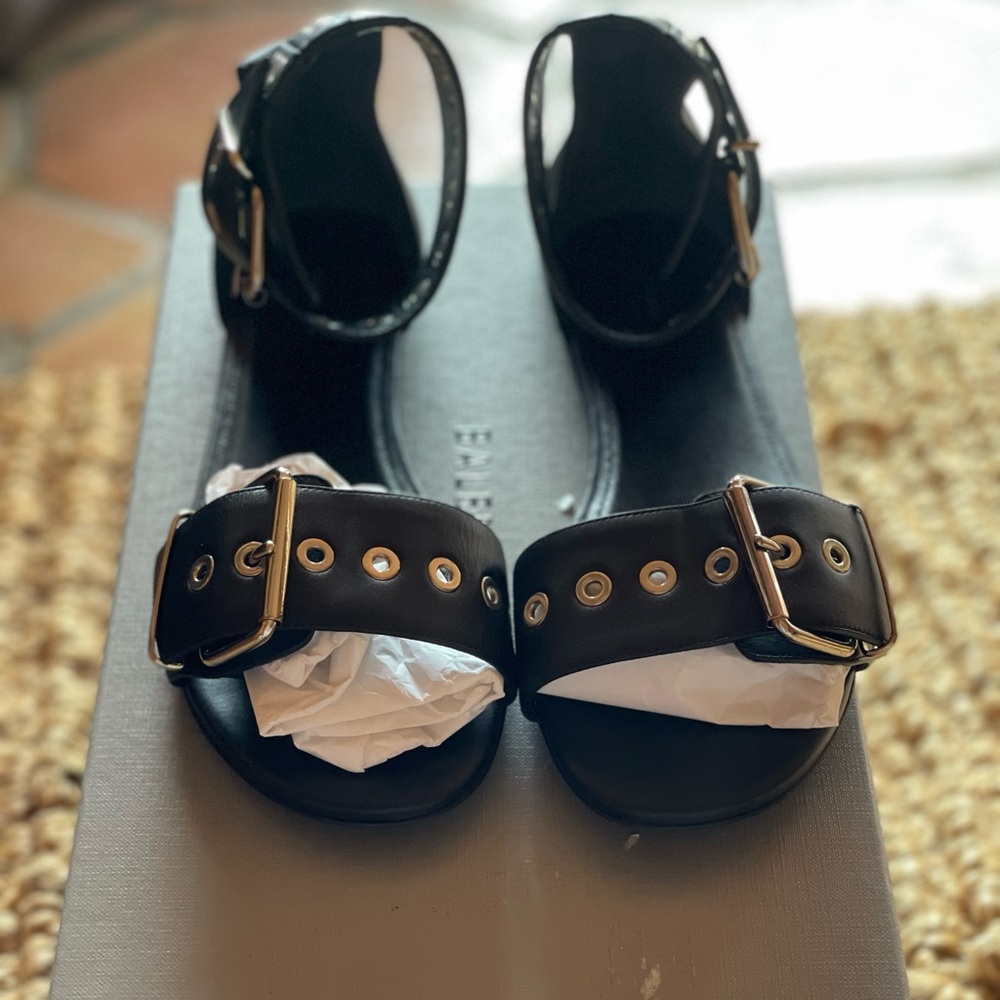 Brand New Balenciaga Women's Black Belt Flat Leather Sandals size 37 - Picture 3 of 7